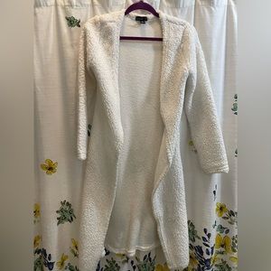 Wool white long cardigan.